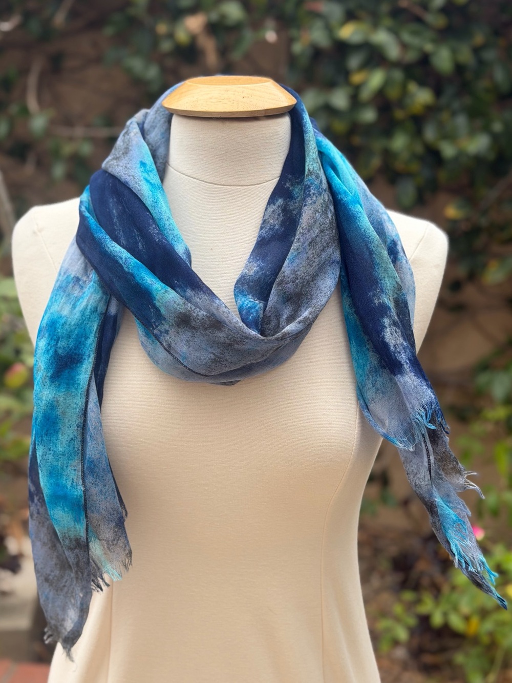 Blue Multi-Tone Women's Lightweight Scarf